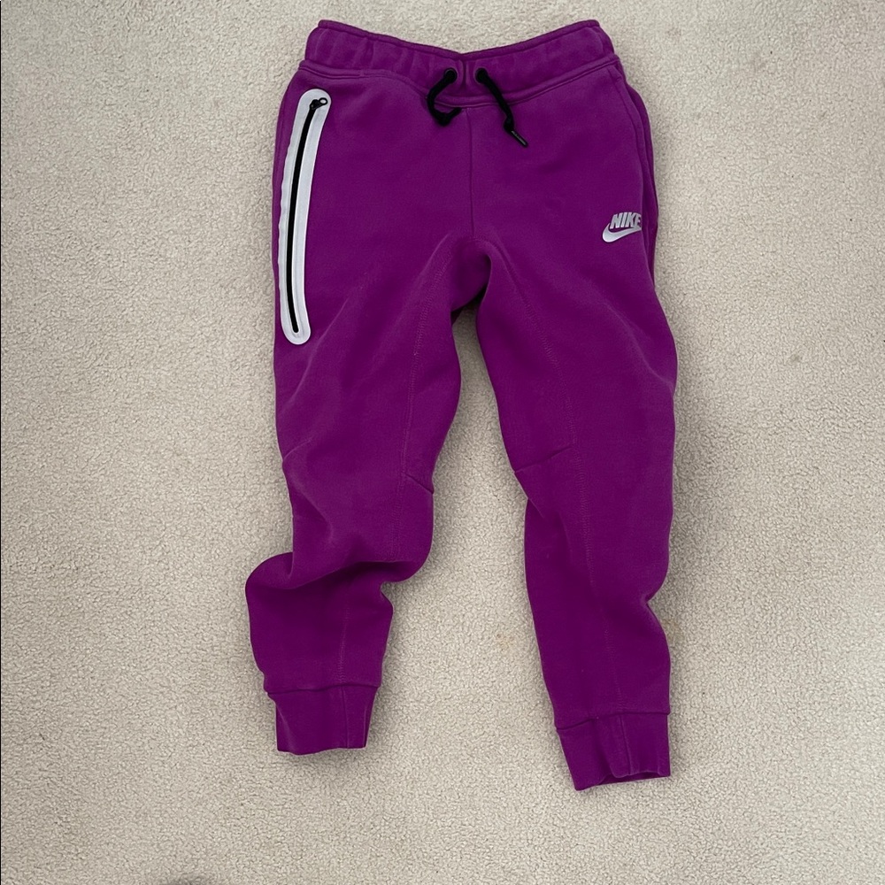 Girls Nike Tech Fleece joggers